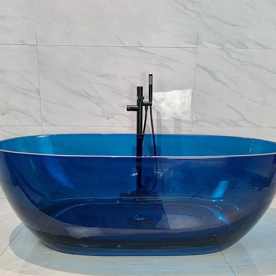 Bồn tắm oval trong suốt